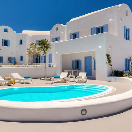 Isuites Fira (Santorini)